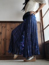 画像1: 【New！】タイパンツ「浮遊するクラゲ」（スカートリメイク）」 (1)