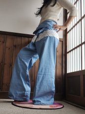 画像1: 【New！】タイパンツ「森にゆきましょう（水色）」 (1)
